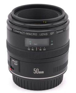 بررسی تخصصی لنز کانن EF 50mm f/2.5 Compact Macro پس از ۴۰ سال؛ ۷ نکته کلیدی قبل از خرید